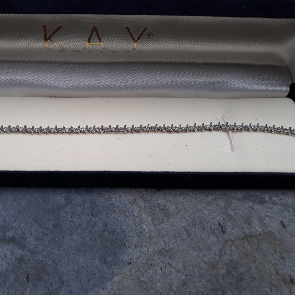 10k White Gold Diamond Bracelet Like New In Box Kay Jewelers